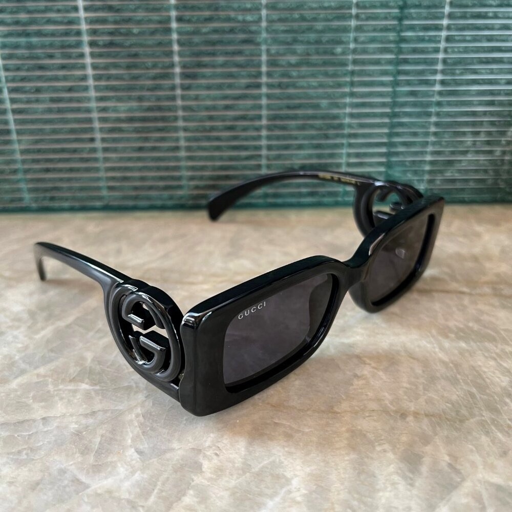 Gucci Sunglasses GG1325S - case, dust bag, & cleaning cloth MINT CONDITION